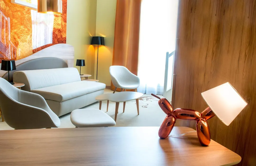 Holiday Inn Reims Centre By Ihg-1